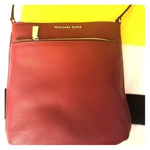 Nwt Michael Kors cross body purse